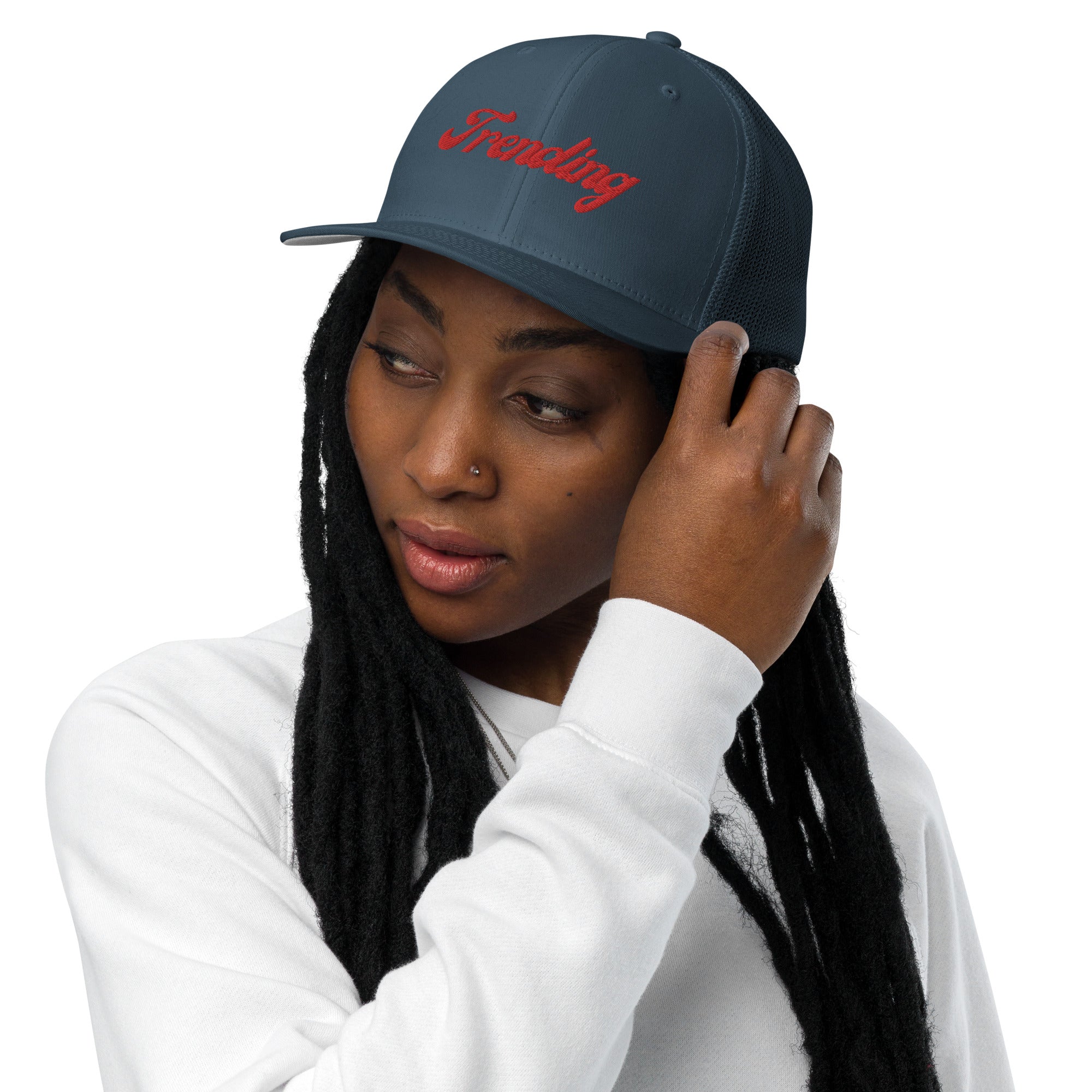 TRENDING RED Closed-back trucker cap